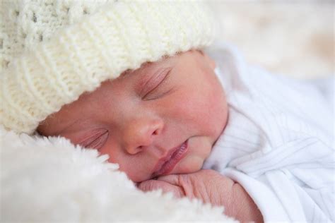 newborn care tips caring    born baby