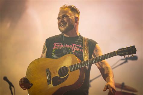 Kanye West news, photos, videos – USA TODAY