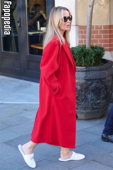 Amanda Holden Nude Leaks - Photo #4019187 - Fapopedia