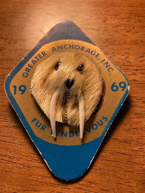 Vtg alaska fur rendezvous - Gem