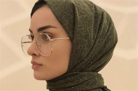 mengenal  model kacamata wanita berhijab  menarik varia katadata