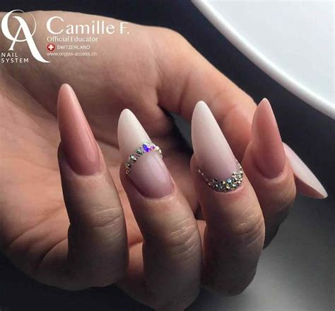 Color rosa pastel uñas acrilicas 2019 elegantes - Uñas Decoradas