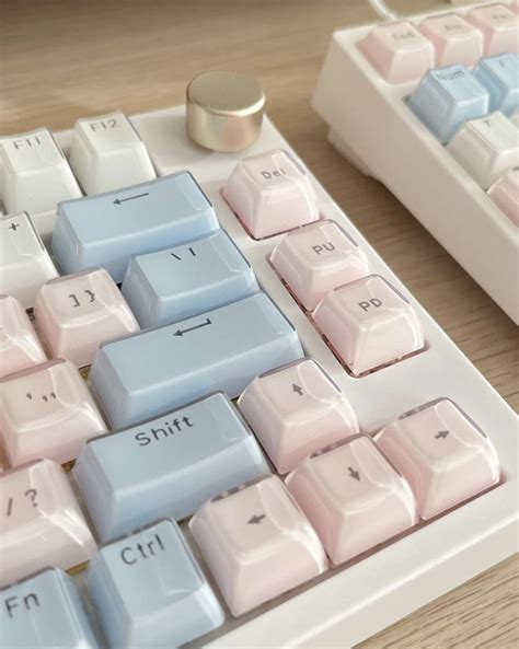 custom computer set  blue  pink keys custom keyboard aesthetic