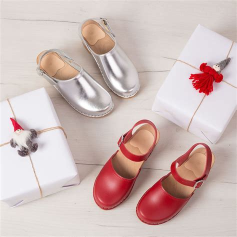 kids clogs  troentorp kids clogs vegan boots kid shoes