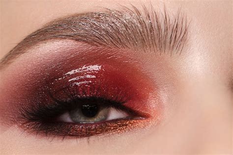 Trend To Try: Glossy Eyeshadow – gabrielcosmetics