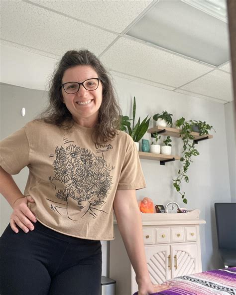 Katie Yev (@totallysunnylife) • Instagram photos and videos