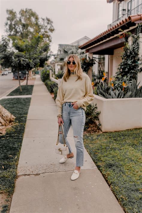 EYE CATCHING COLORFUL SWEATERS | Navy Grace