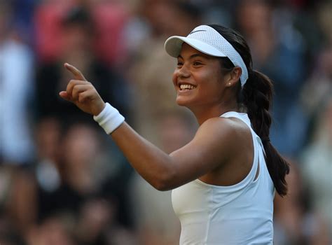 Emma Raducanus Outrage Over Wimbledon Line-Calling Sparks Controversy