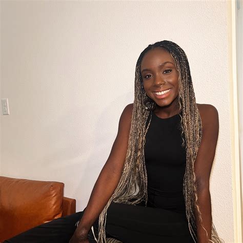 Themaadstylist - Themaadstylist added a new photo.