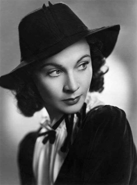 Vivien Leigh was born November 5, 1913 in Darjeeling, India. She earned
