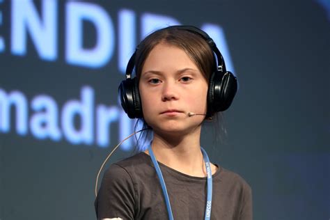 El vídeo de Greta Thunberg bailando desnuda que circula por WhatsApp es