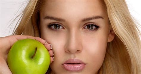 Маска из яблок для лица в домашних условиях: лучшие рецепты