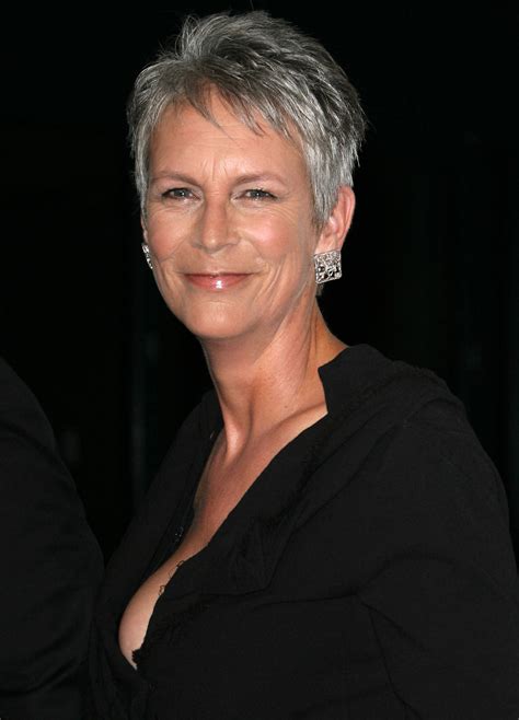 Download Jamie Lee Curtis Pretty Smile Wallpaper | Wallpapers.com