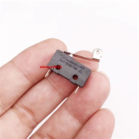 SZXN XN-7 Microswitch 2 Pins Normally Closed with Roller Press Lever | eBay