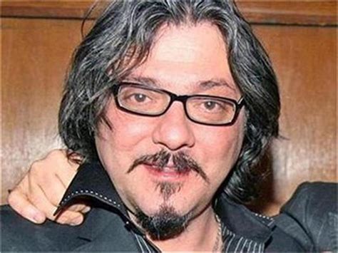 Съюзът на артистите за Чочо Попйорданов: Загубихме талантлив актьор и ...