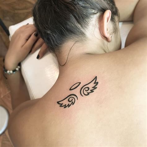 Tatuaje: Alas de Ángel - Tatuajes para Mujeres