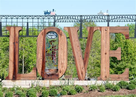 celebrate  heart  virginia  september giveaway visit farmville