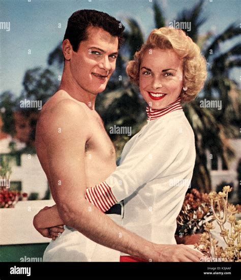 TONY CURTIS & JANET LEIGH Married 1951 - 1962 TONY CURTIS & JANET LEIGH ...
