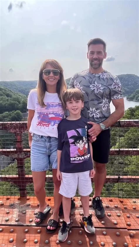 Corrie’s Maria star hailed 'so beautiful' in micro-shorts as she quits