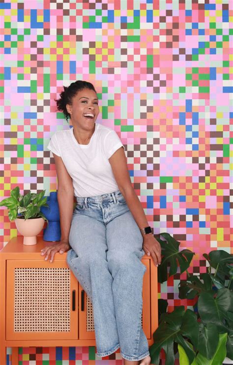 Renter Friendly Wallpaper Ideas - Damask Love