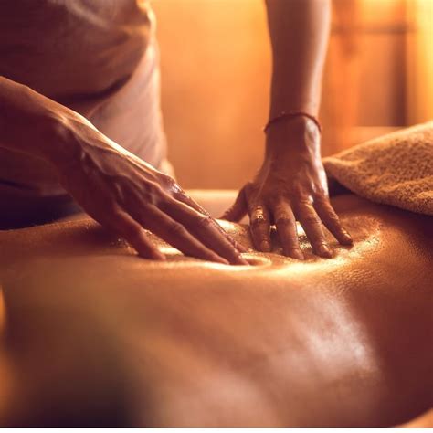 OIL MASSAGE – 5% OFF AT SPA CENTER 🌿🌿 - Dhaka Spa Center