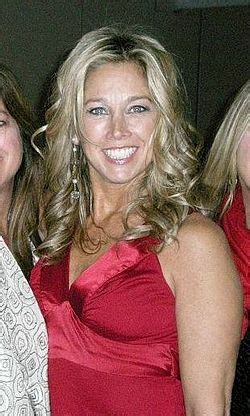 The Real Denise Austin: Wikipedia’s Unexpected and Impactful Entry - Veja Store Site