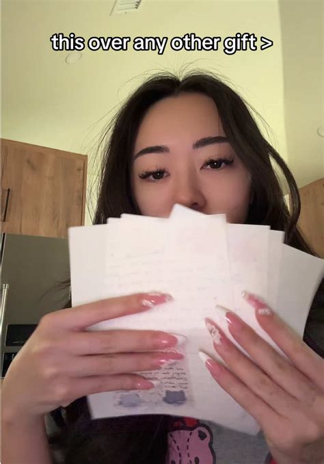 kimmy 🖤 (@nimkguyen) - Urlebird