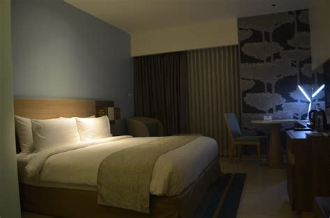 Review: Holiday Inn Express Patong Beach Phuket - The Military Frequent ...