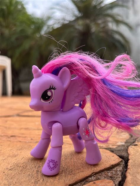 Twilight Sparkle Brinquedo - My Little Pony G4 Twilight Sparkle Articulada | Brinquedo Hasbro Usado ...