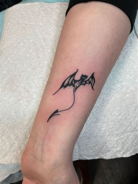 Cute Bat Tattoo | Emo tattoos, Small tattoos, Bat tattoo