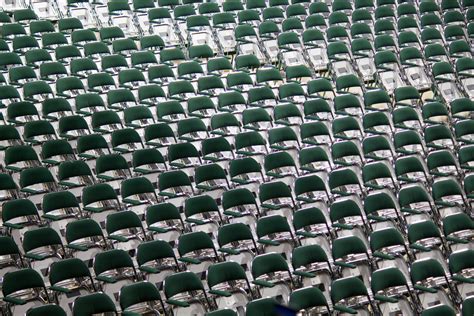 Fotos gratis : estructura, fila, sala, silla, asientos, asiento, línea