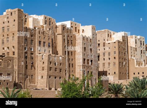 Shibam yemen, city wall hi-res stock photography and images - Alamy