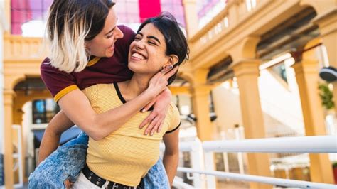 romantic attraction  sexual attraction whats  difference