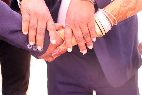 wedding couple hands pixahive