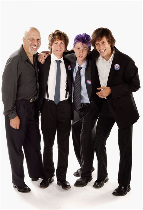 Alex D. Linz Net Worth - Wiki, Age, Weight and Height, Relationships