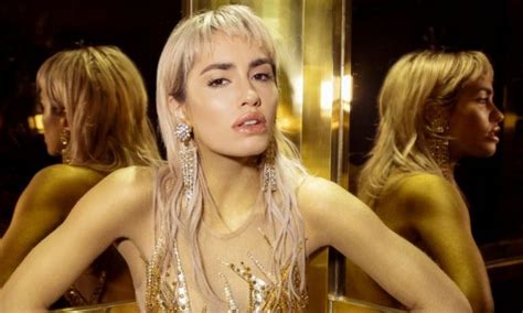 Letra e tradução "Diva" - Lali