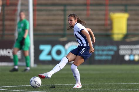 Izzy Green 'learning' from defensive competition | West Bromwich Albion