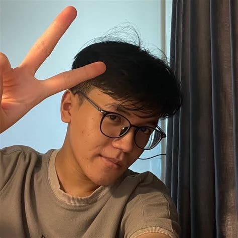 G’HUY (@g_huyhihi) • Threads, Say more