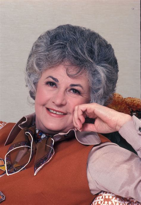 Pin by Susan Bishop on Maude | Golden girls, Celebrities, Bea arthur
