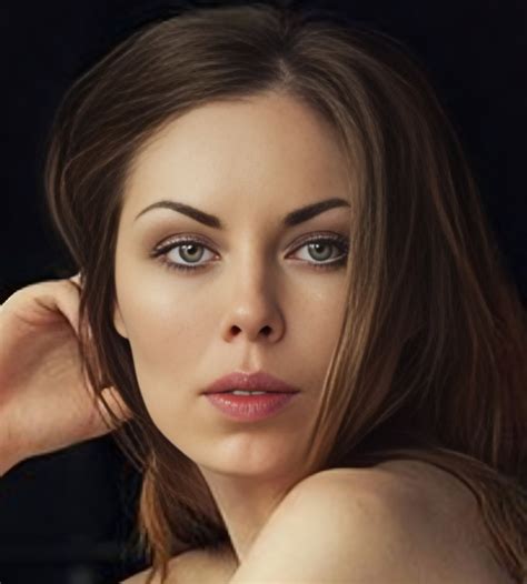 Elvira Loy (Actress) Biography, Videos, Height, Weight, Wikipedia, Age