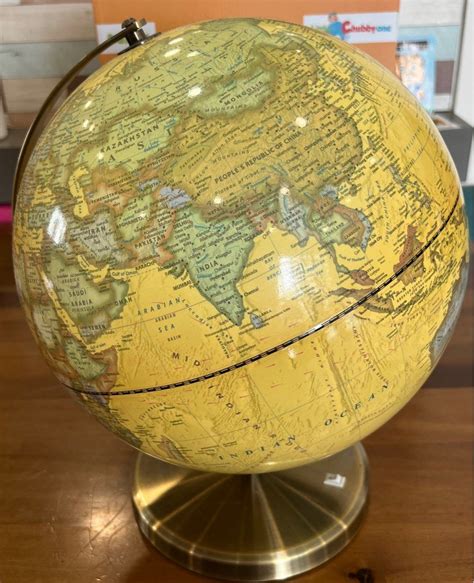 Illuminated World Globe (12 inch large), Furniture & Home Living, Home ...