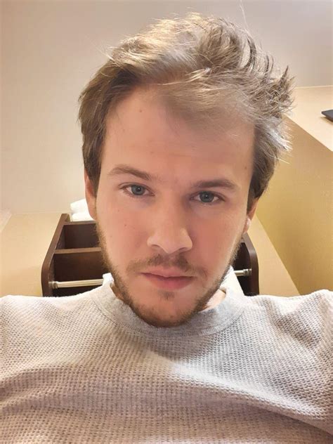 What do y’all think of him? His looks? | Bumble | Bumble | Know Your Meme