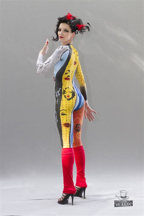 Körperkunst live erleben: Bodypainting-Künstler in der Toskana Therme