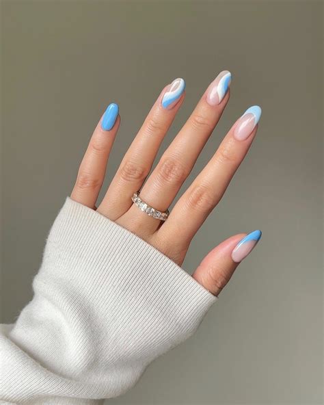 20 Blue Summer Nails To Try - an indigo day