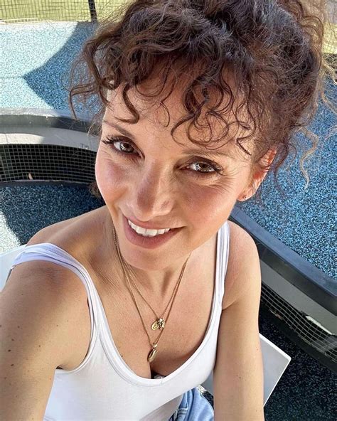 A surprising artistic inspiration for sette metke is revealed 19