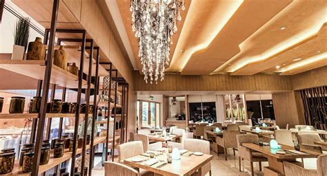 Dining at Habtoor Grand Resort – Lifestyle Luxury Vacation Club – Dubai