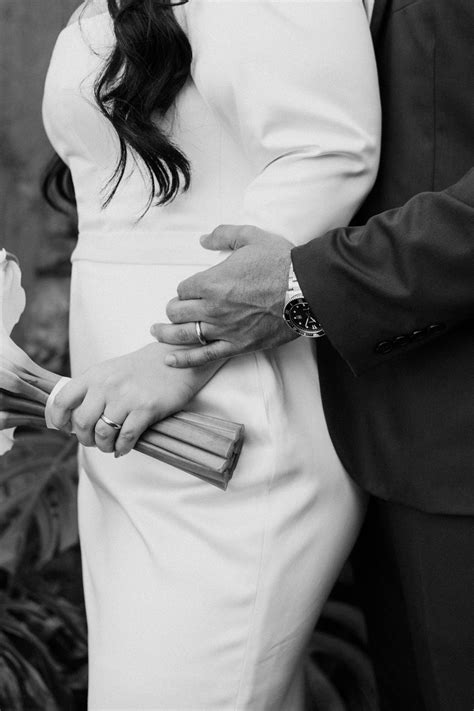 Husband And Wife Ring Holding Hands Photos, Download The BEST Free