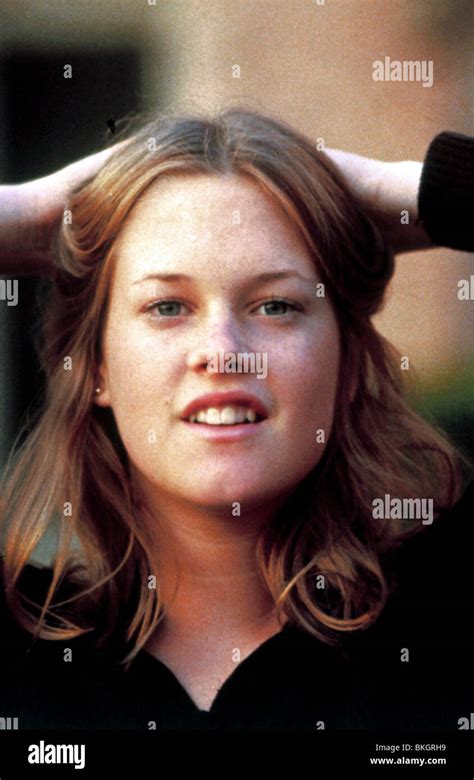 NIGHT MOVES (1975) MELANIE GRIFFITH NIMV 002 Stock Photo - Alamy