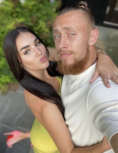 10 Secrets About George Kittle's Marriage You Need To See! Image 6