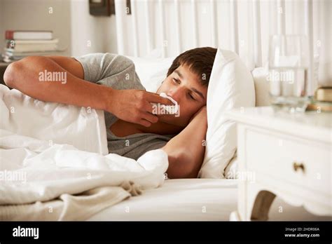 cold virus, flu, sniffing, influenza Stock Photo - Alamy